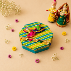 Ghewar Hamper 1 - SweeDesi