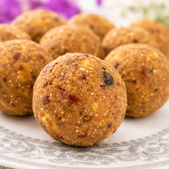 Khajoor Laddu - 500gm - SweeDesi