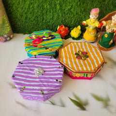 Ghewar Hamper 1 available online at SweeDesi