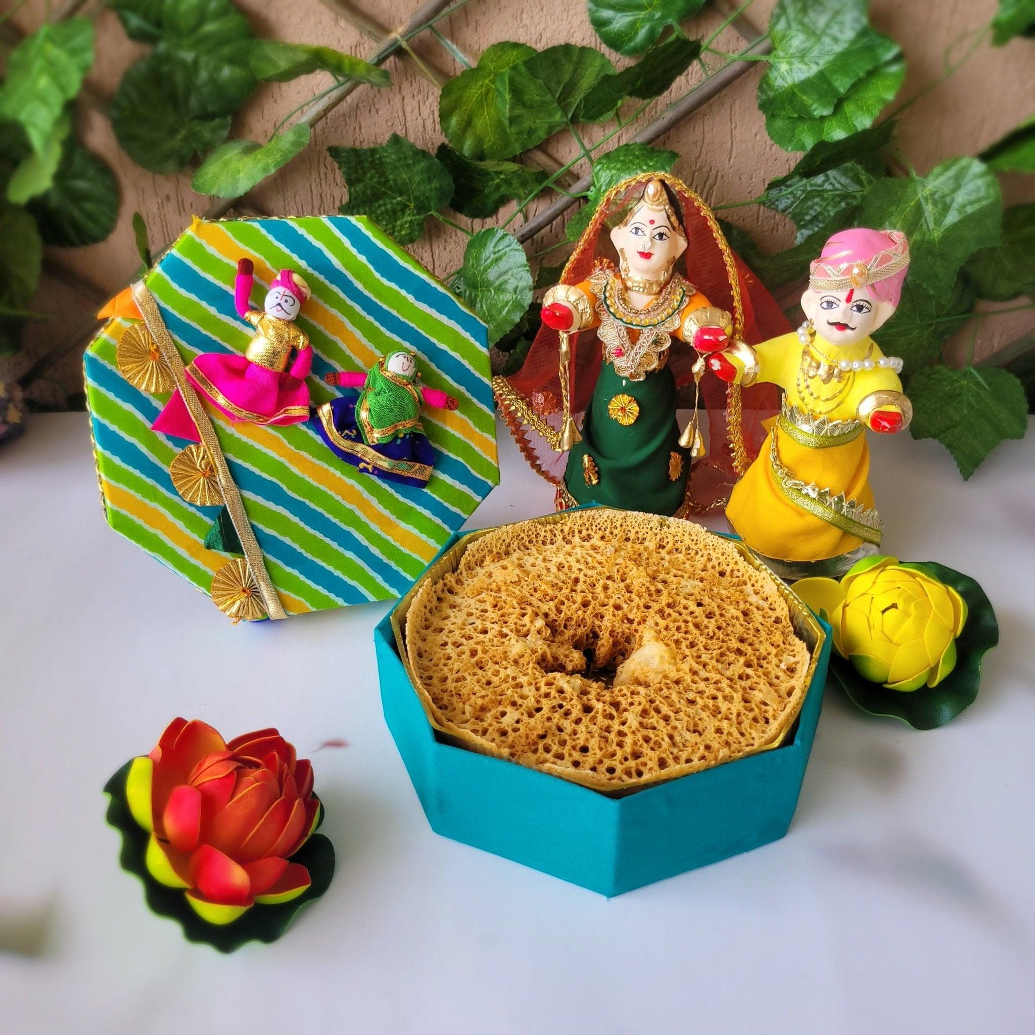 Ghewar Hamper 1 available online at SweeDesi