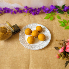 Gud Besan Laddu - 500gm available online at SweeDesi