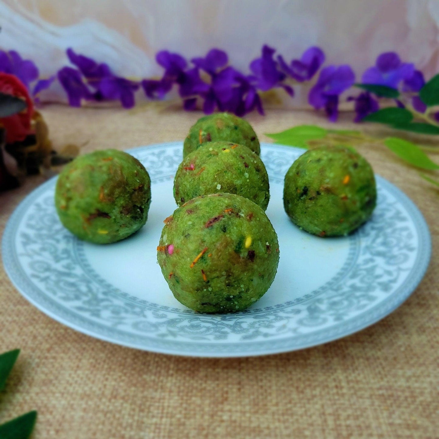 Pan Laddu - SweeDesi