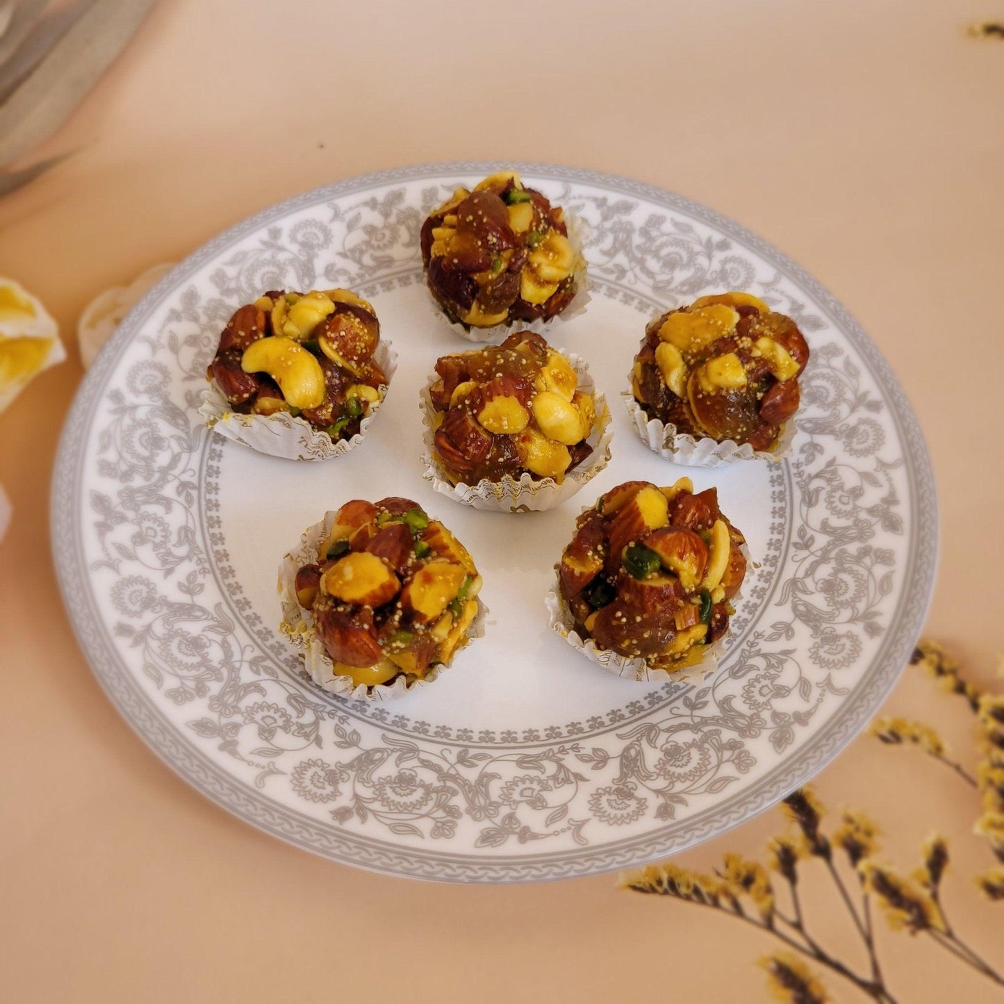 Roasted Dryfruit Laddu - 400gm - SweeDesi