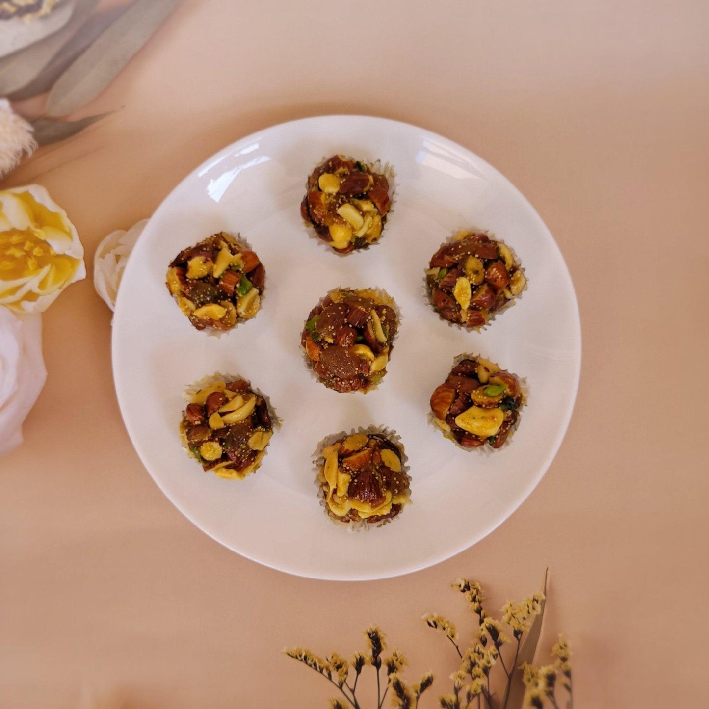 Roasted Dryfruit Laddu - 400gm - SweeDesi
