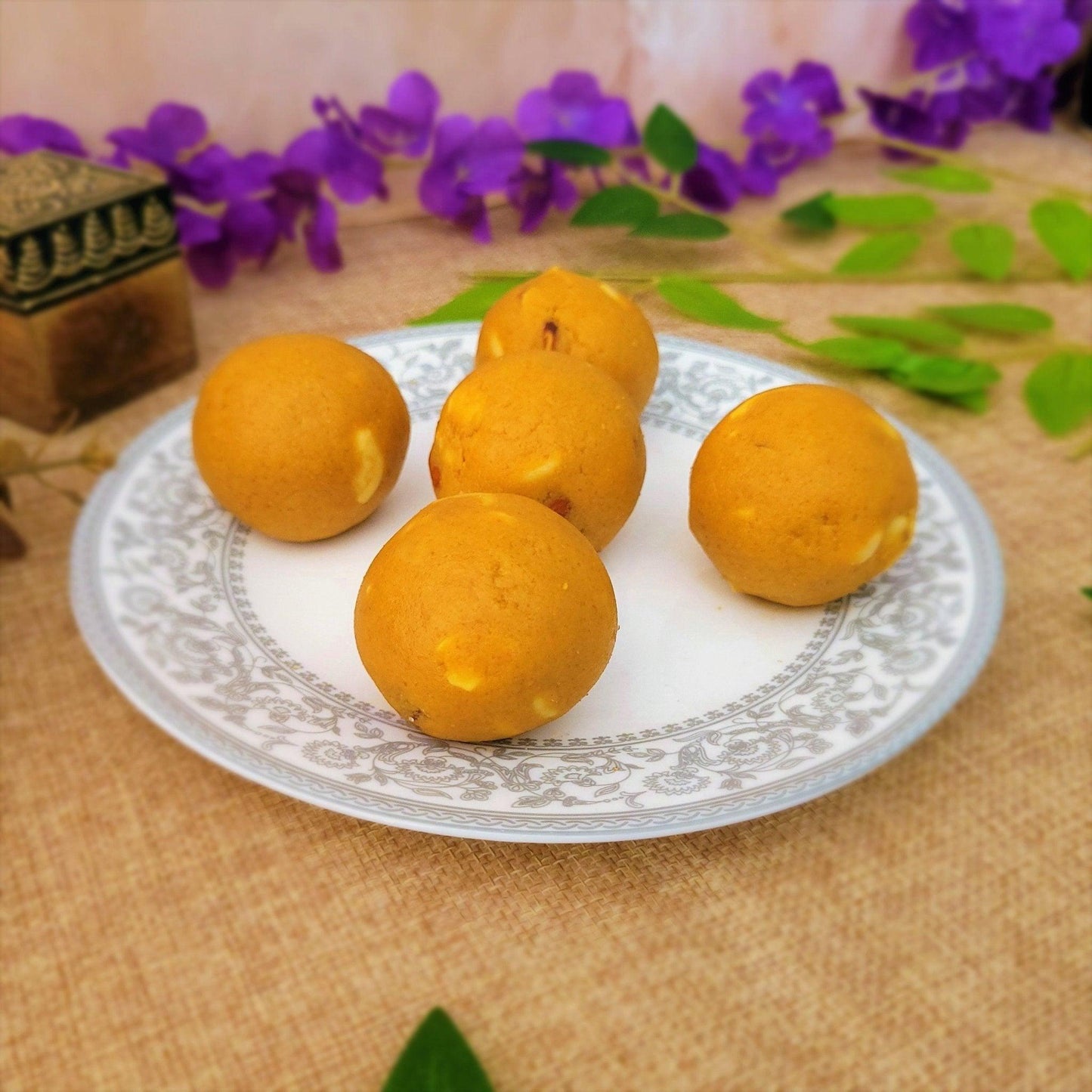 Sugar Free Besan Dry Fruit Laddu - SweeDesi