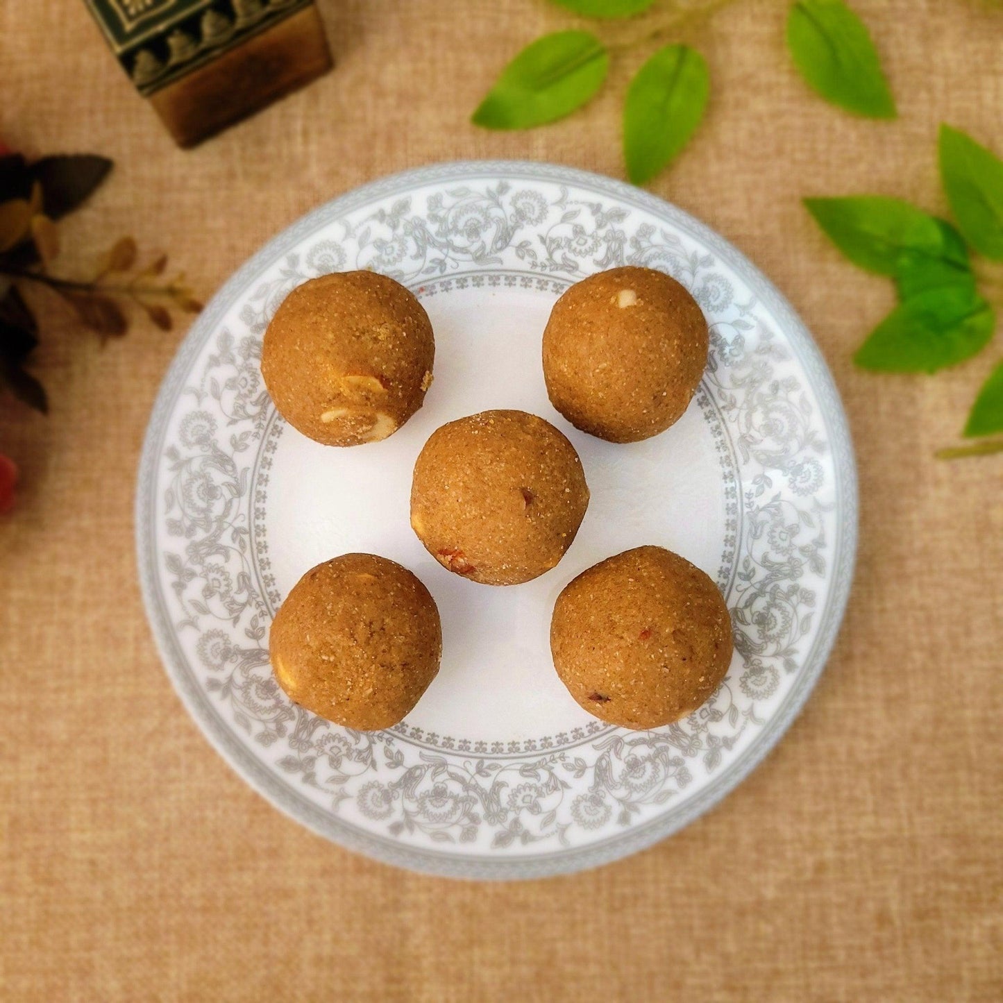 SugarFree Mewa Aata Laddu - SweeDesi