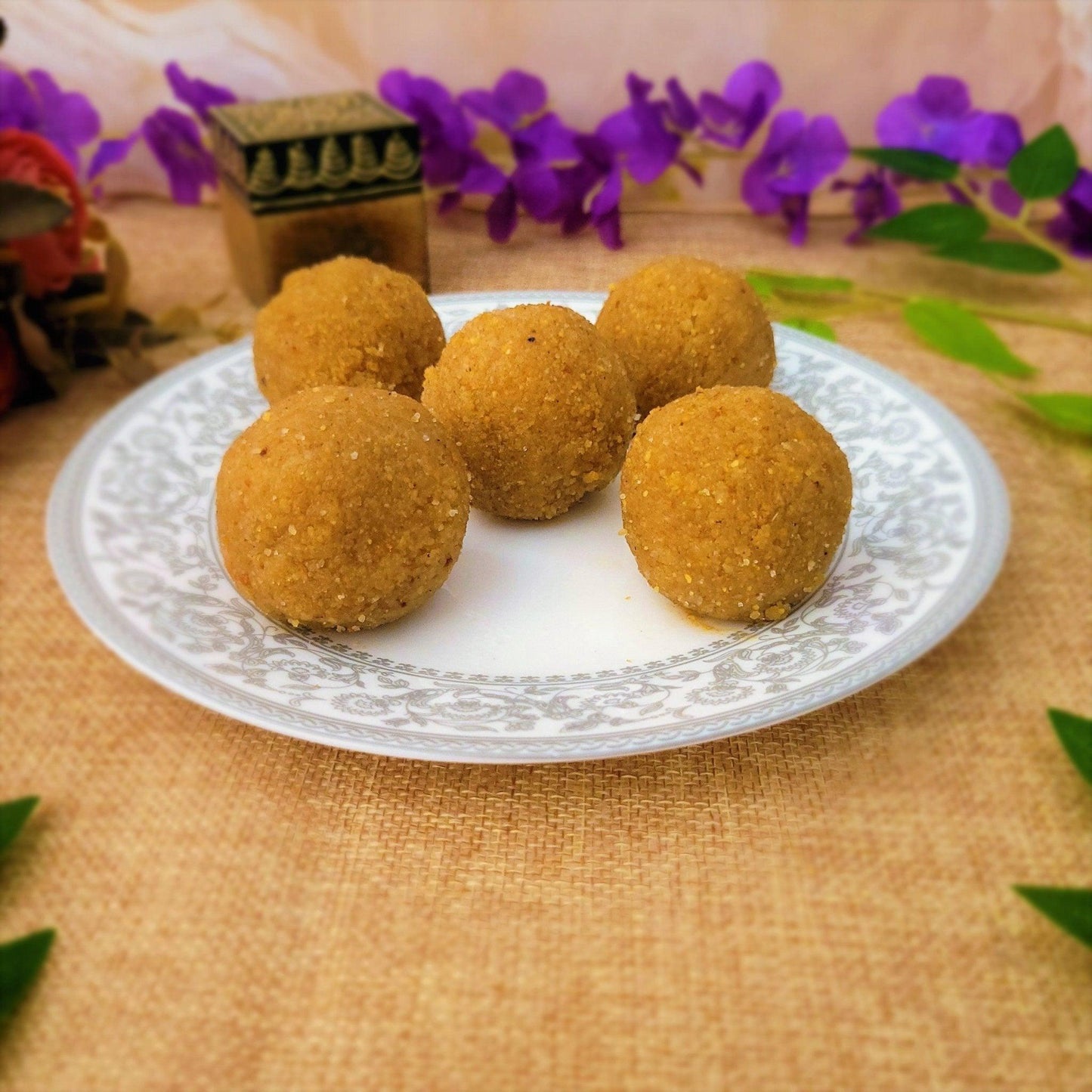 Wheat Churma Laddu - SweeDesi