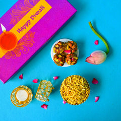 Uphar Hamper 18 - SweeDesi