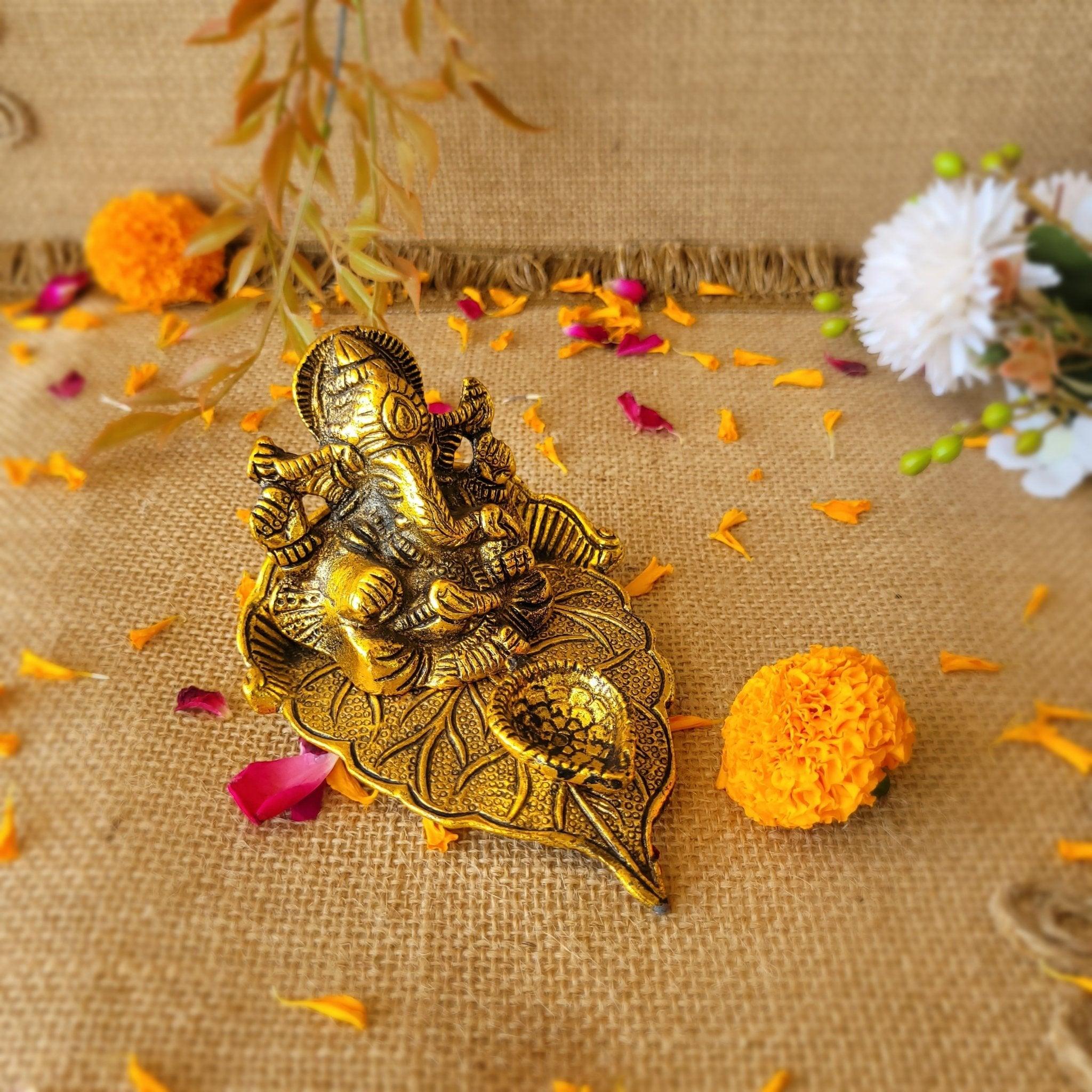 Brass Ganpati Idol - SweeDesi