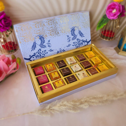 Delight Bites Hamper - SweeDesi
