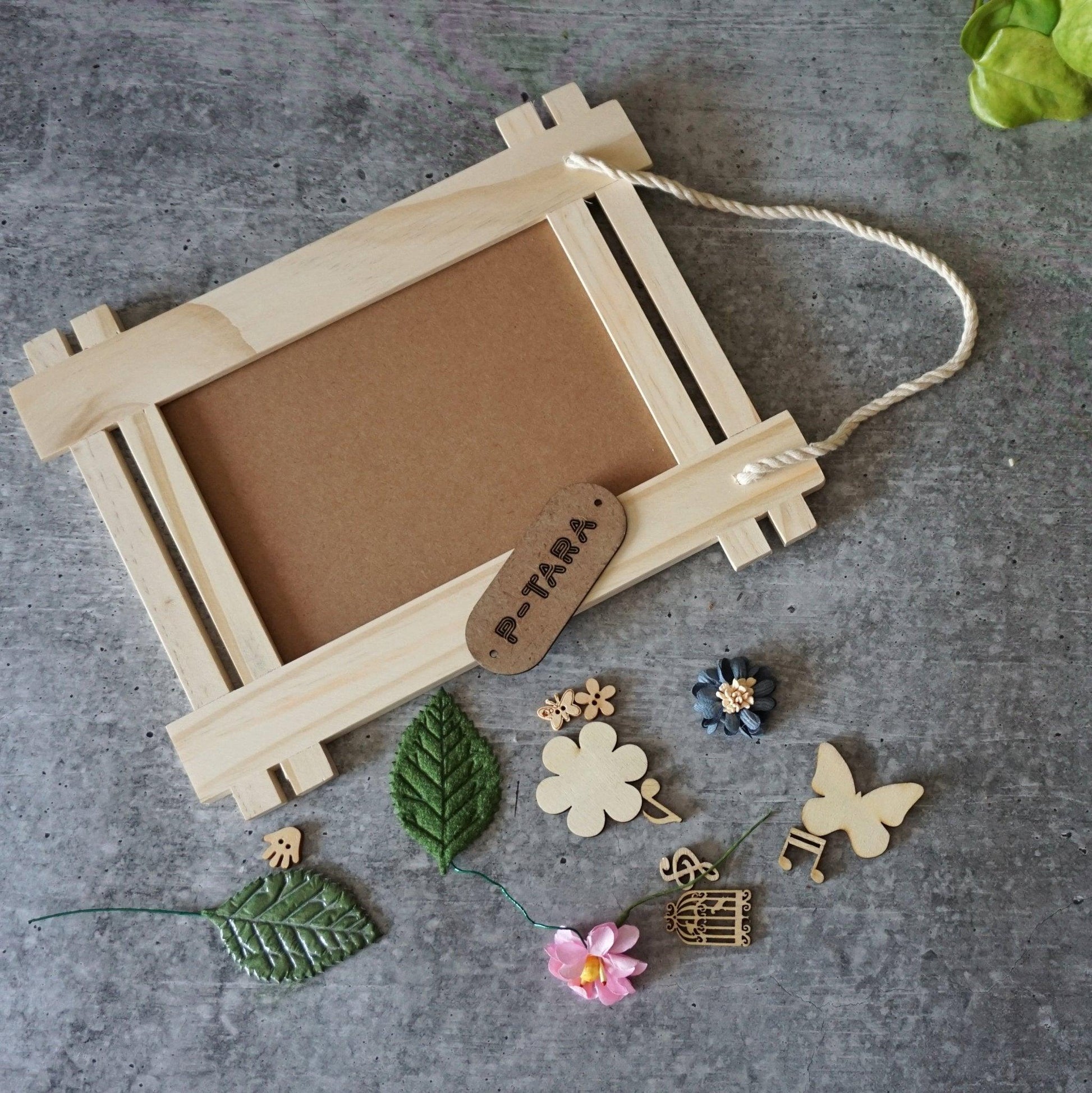 DIY Photo Frame - SweeDesi