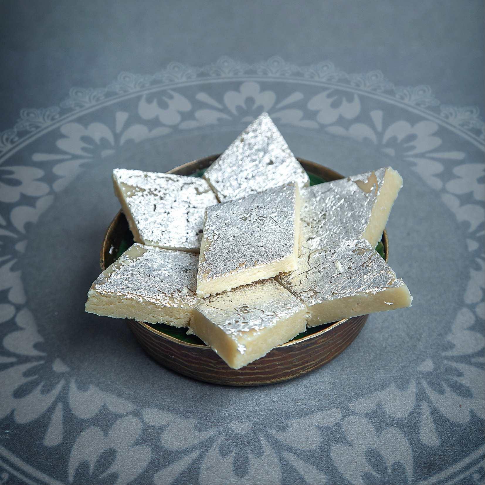 Kaju Katli - 400gm - SweeDesi