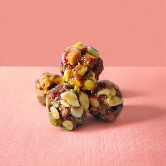 Roasted Dryfruit Laddu - 400gm - SweeDesi