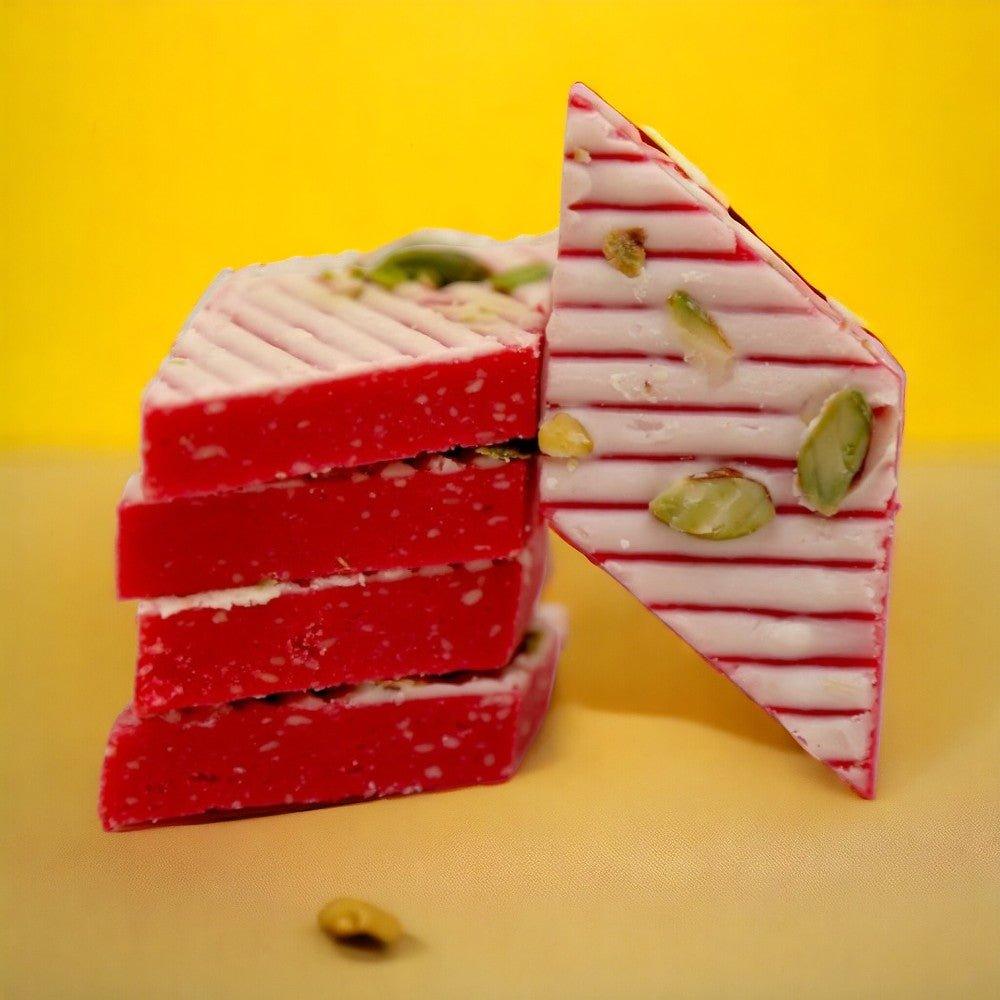 Strawberry Kaju Katli - 400gm - SweeDesi